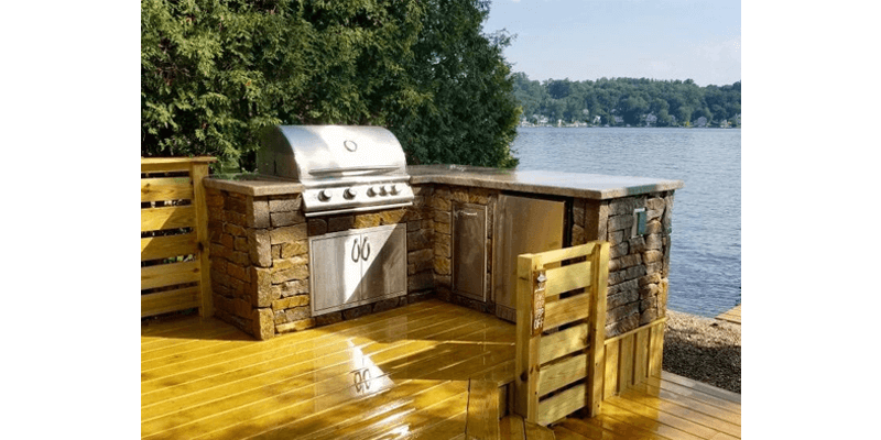 Custom Outdoor Kitchens