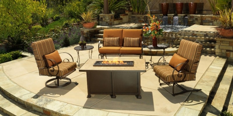 Santorini 30" Round Chat Height Fire Pit